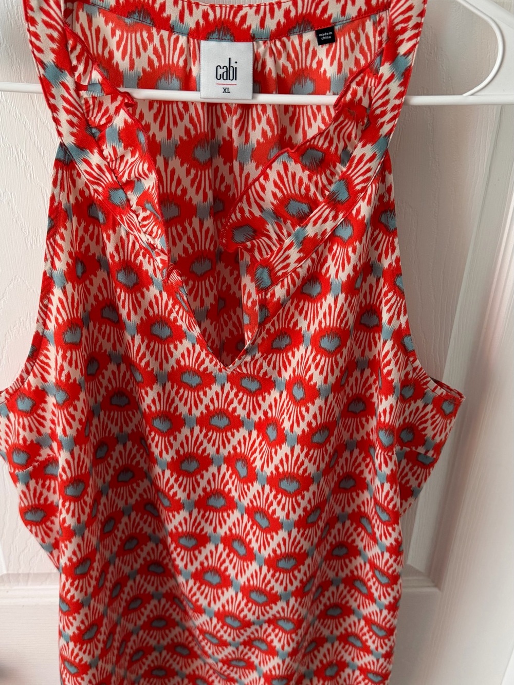 cabi Red Patterned Sleeveless V-Neck Top